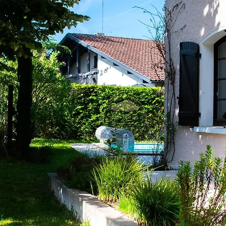 Mistral - - Confort - Calme Casa vacanze *